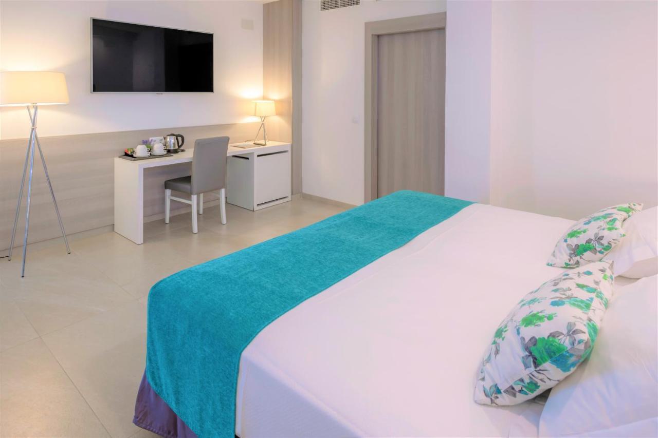 Suite Júnior com Vista Piscina