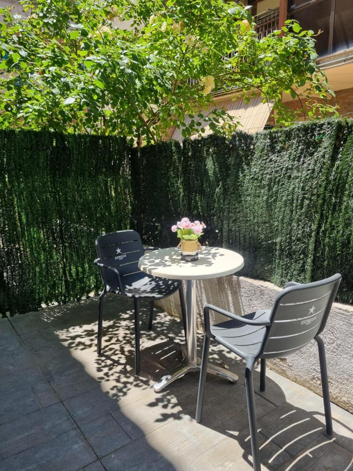Doppelzimmer mit Patio