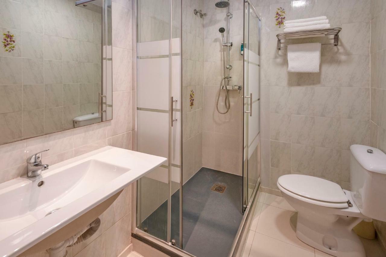 Triple Room,1649935453:JPEG
