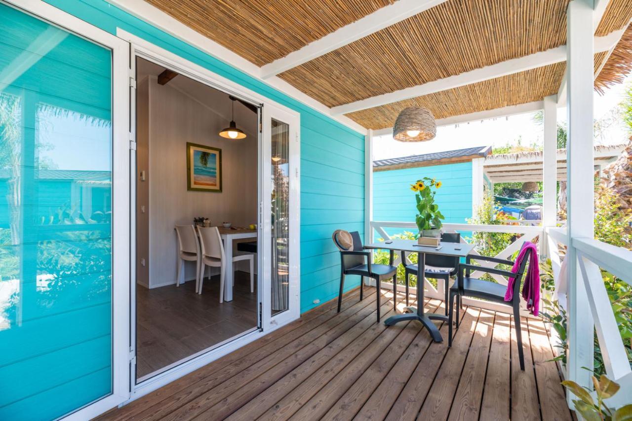 Two-Bedroom Bungalow,943059703:JPEG