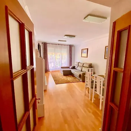 Roni Rooms-2